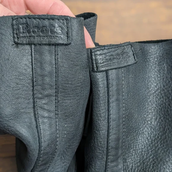Leather ROOTS boots - Picture 2 of 6